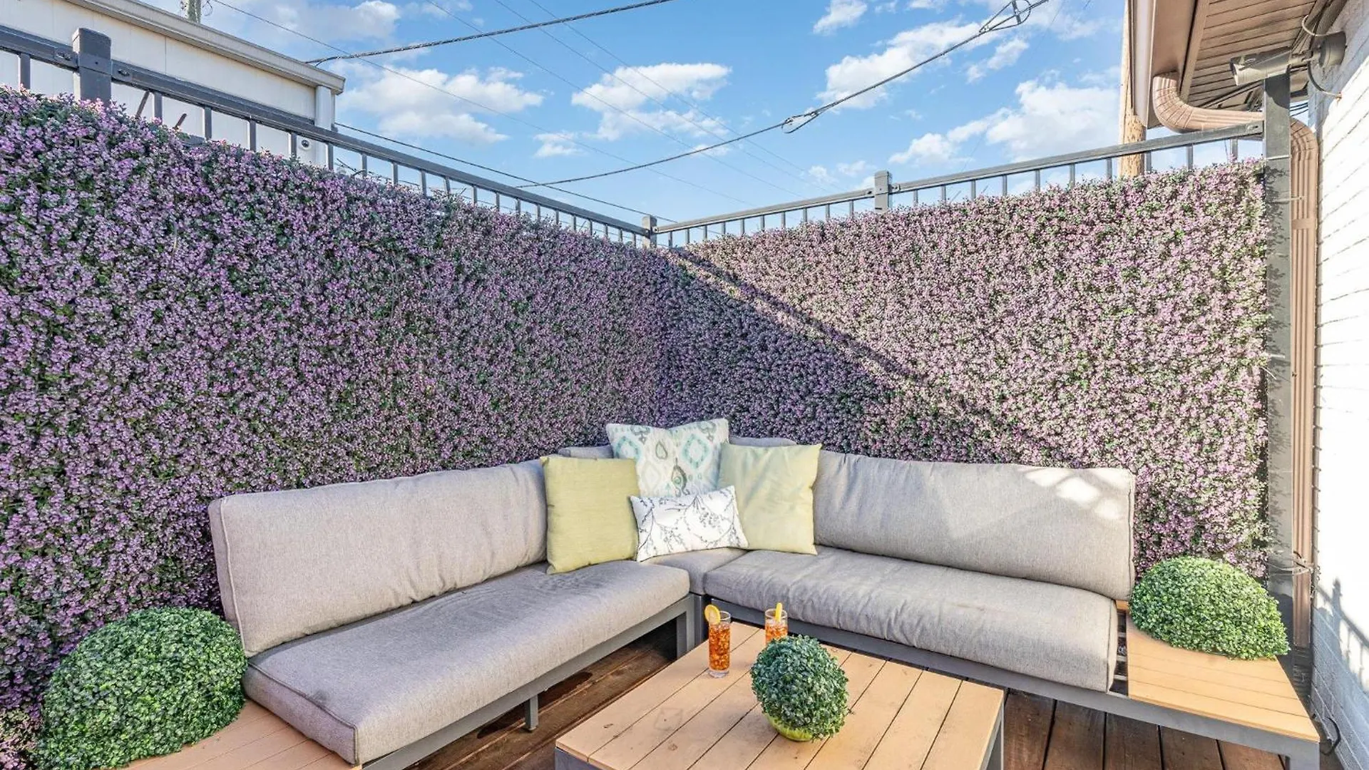 Dom wakacyjny Willa Hidden Pearl-3 Units-Private Patios-Near Broadway Nashville
